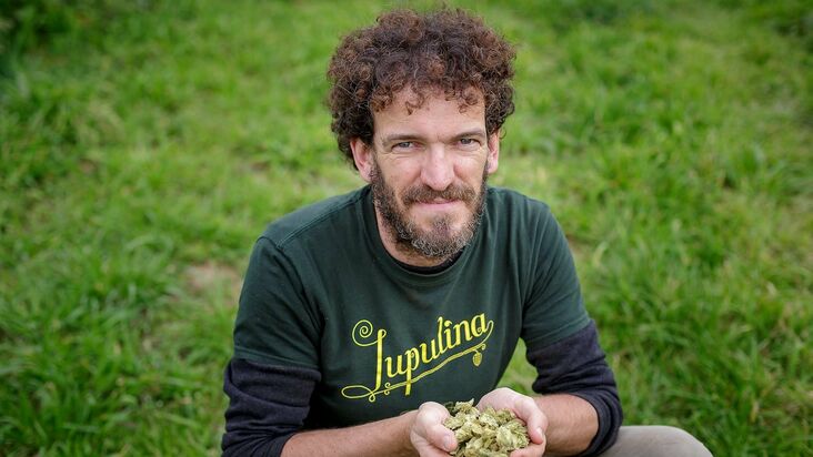Ara.cat – La fiebre del oro verde para hacer cerveza llega a Cataluña
